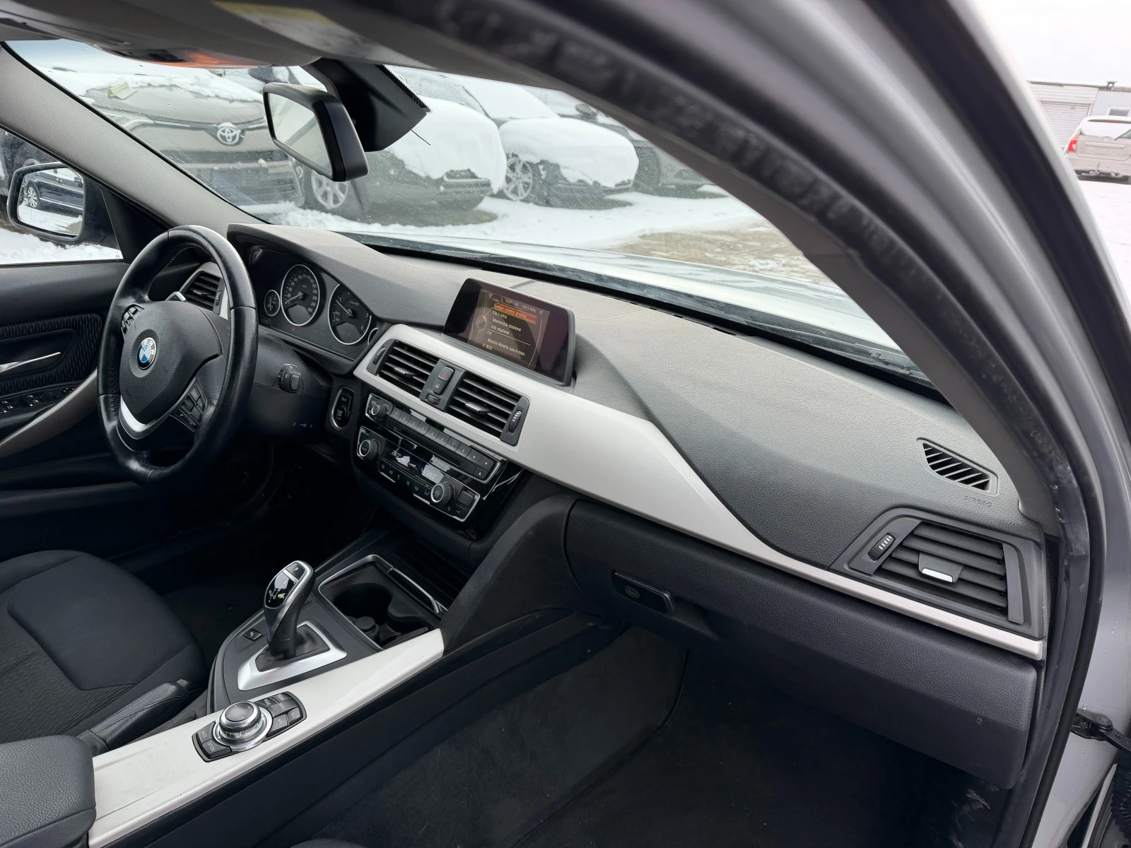 BMW 320 D xDrive AVTOMAT/NAVI EURO 6 - изображение 10