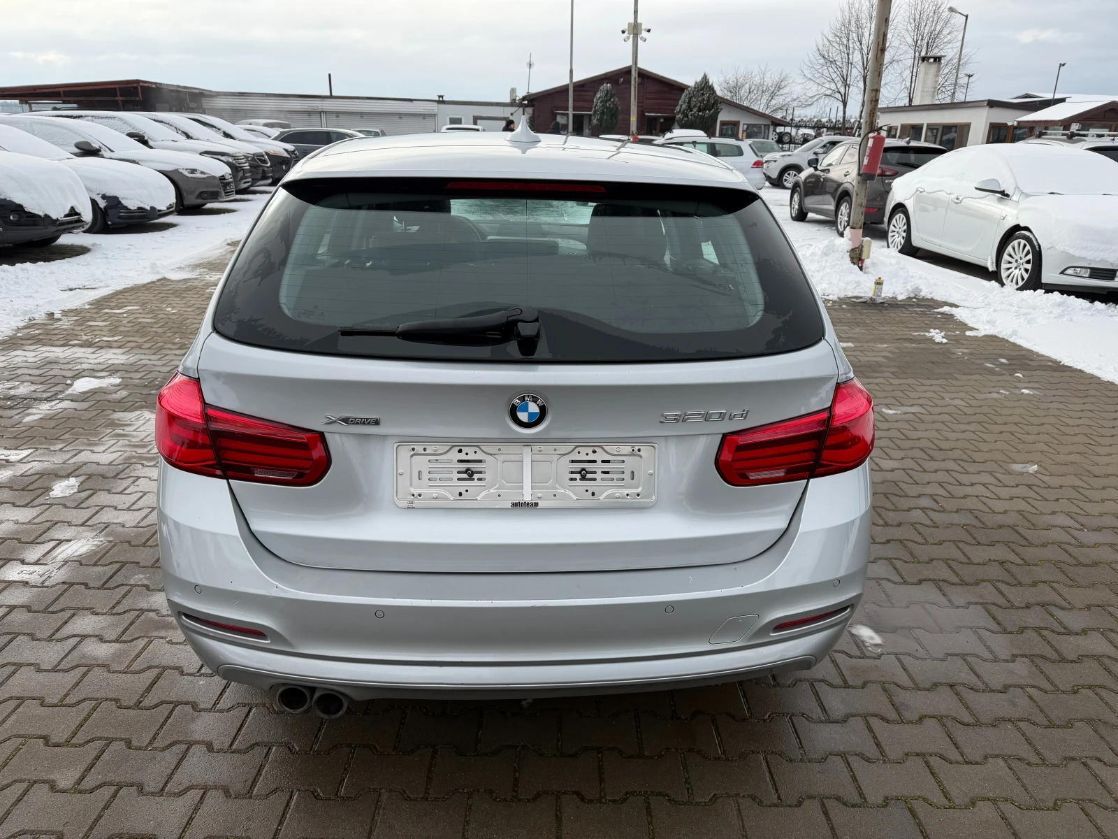 BMW 320 D xDrive AVTOMAT/NAVI EURO 6 - изображение 7