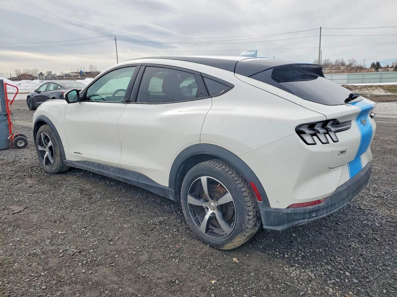 Ford Mustang Mach-E Select, снимка 2 - Автомобили и джипове - 53900777