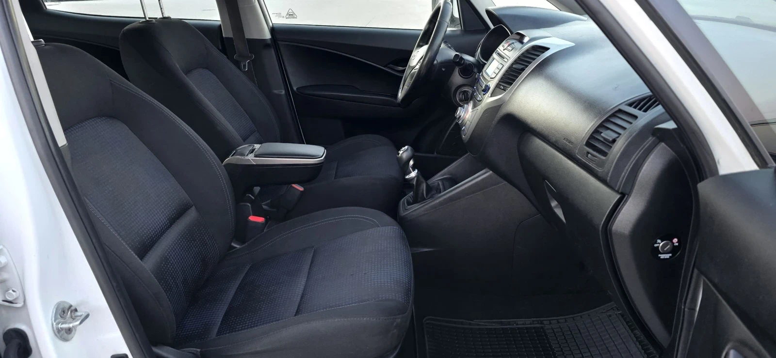 Hyundai Ix20 1.4CRDI | Mobile.bg � ����������� 11