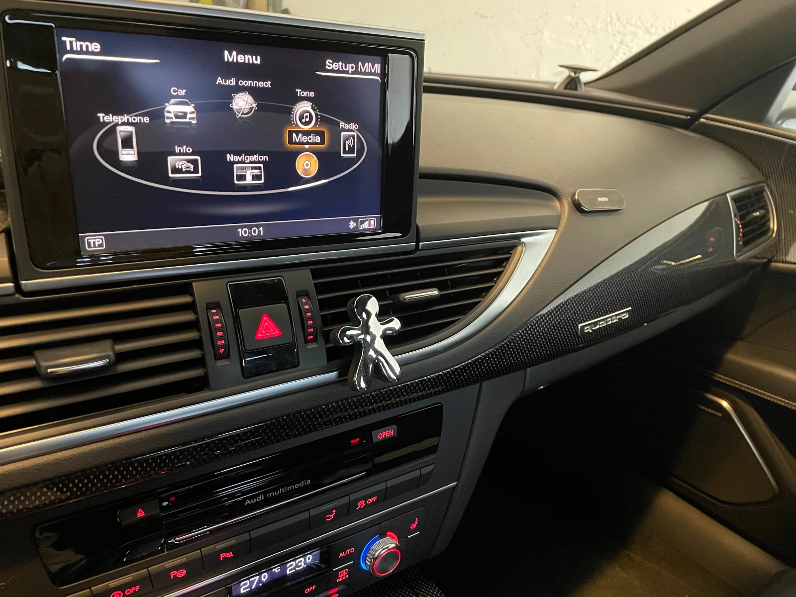 Audi S7 V8T/B&O/HU/Night Vision/Cruise Control, снимка 2 - Автомобили и джипове - 54187882