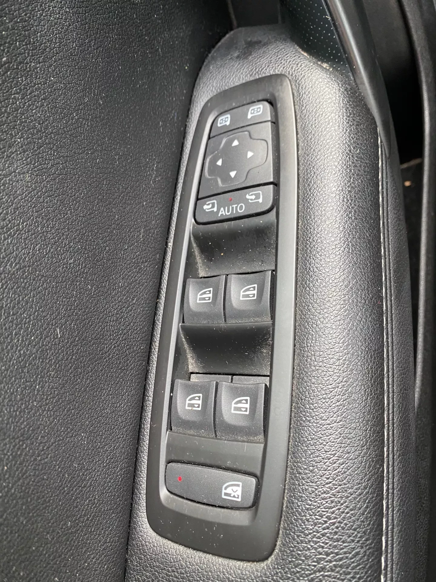 Renault Megane ESTATE BOSE NAVI KEYLESS MASSAGE LED EURO6 | Mobile.bg � ����������� 15