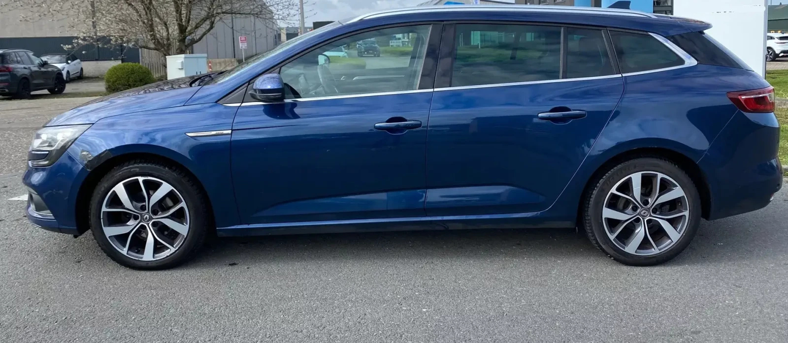 Renault Megane ESTATE BOSE NAVI KEYLESS MASSAGE LED EURO6 | Mobile.bg � ����������� 3