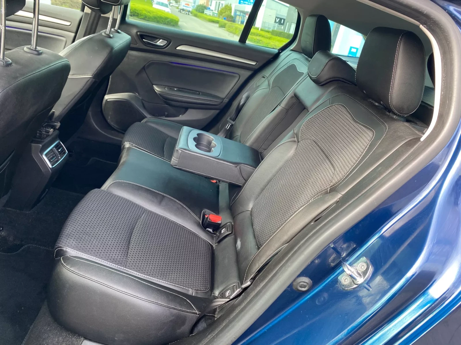 Renault Megane ESTATE BOSE NAVI KEYLESS MASSAGE LED EURO6 | Mobile.bg � ����������� 10