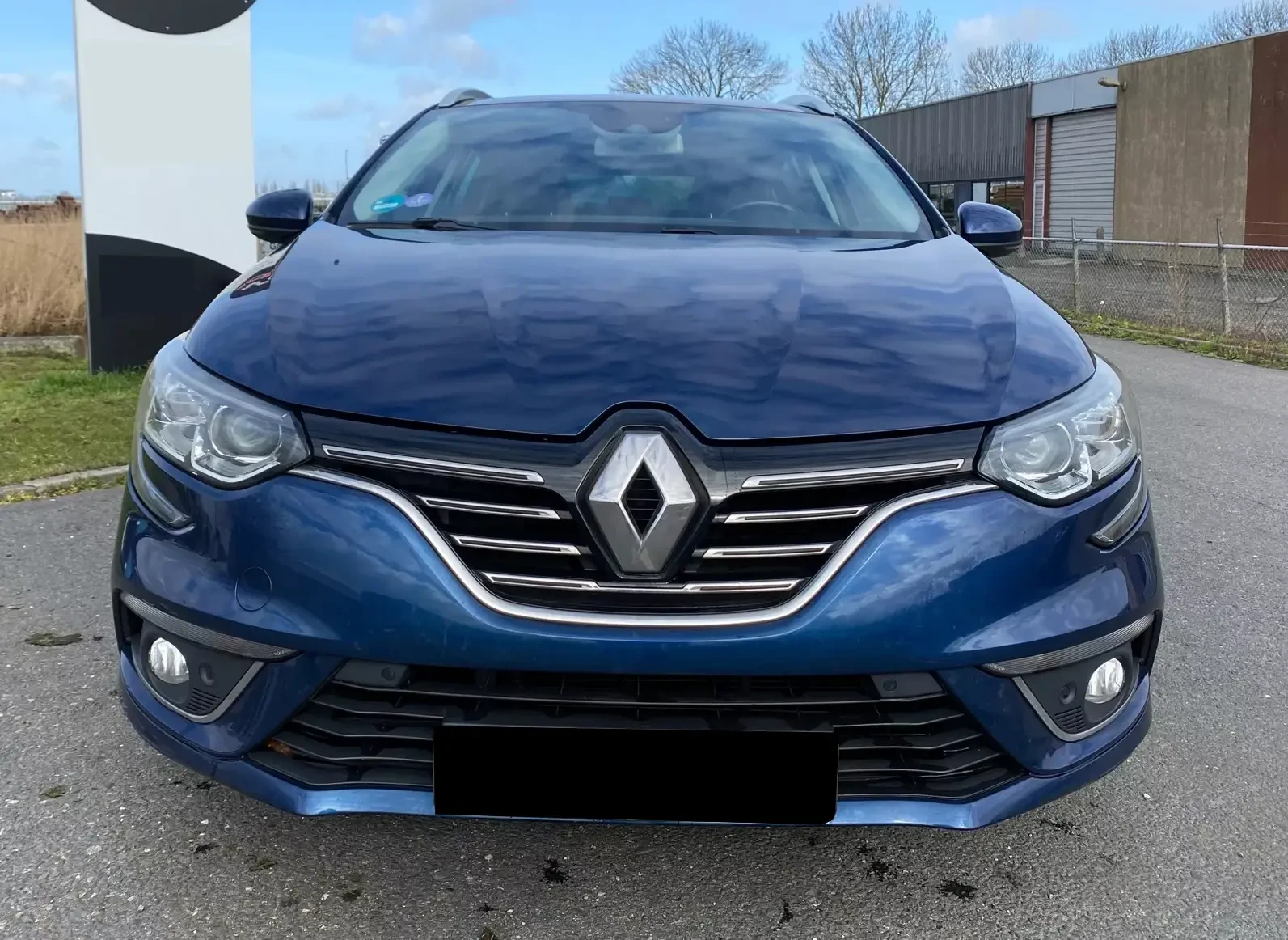 Renault Megane ESTATE BOSE NAVI KEYLESS MASSAGE LED EURO6 | Mobile.bg � ����������� 2