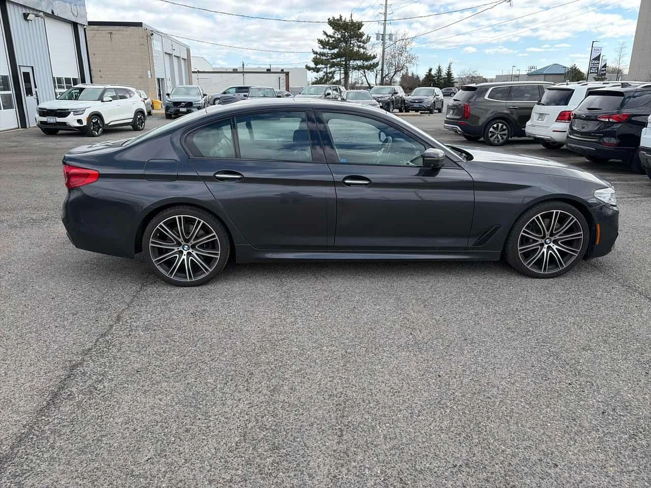BMW 530 ixDrive* �����* ���������* COMFORT SEATS* HUD* H/K | Mobile.bg � ����������� 3