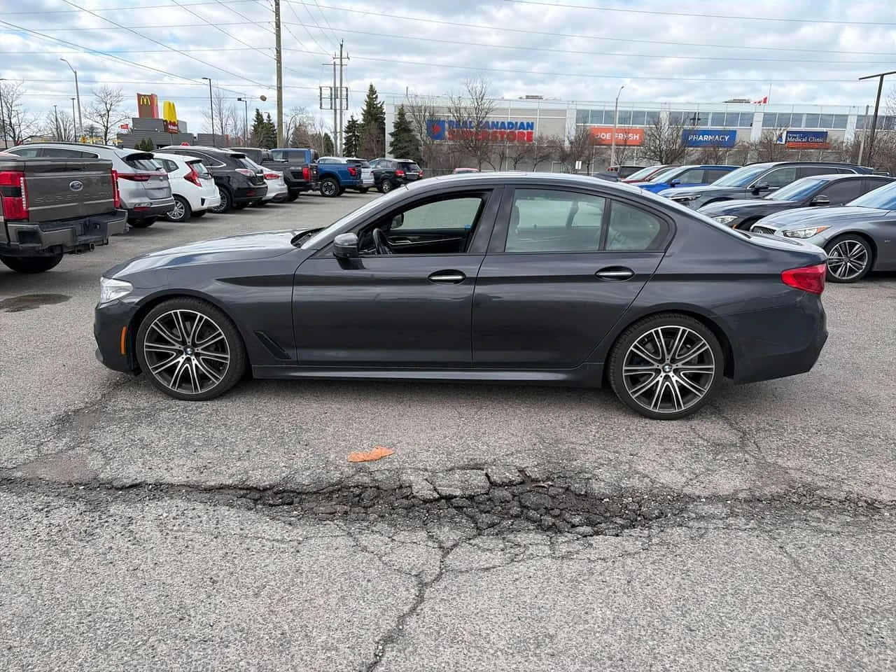 BMW 530 ixDrive* �����* ���������* COMFORT SEATS* HUD* H/K | Mobile.bg � ����������� 2