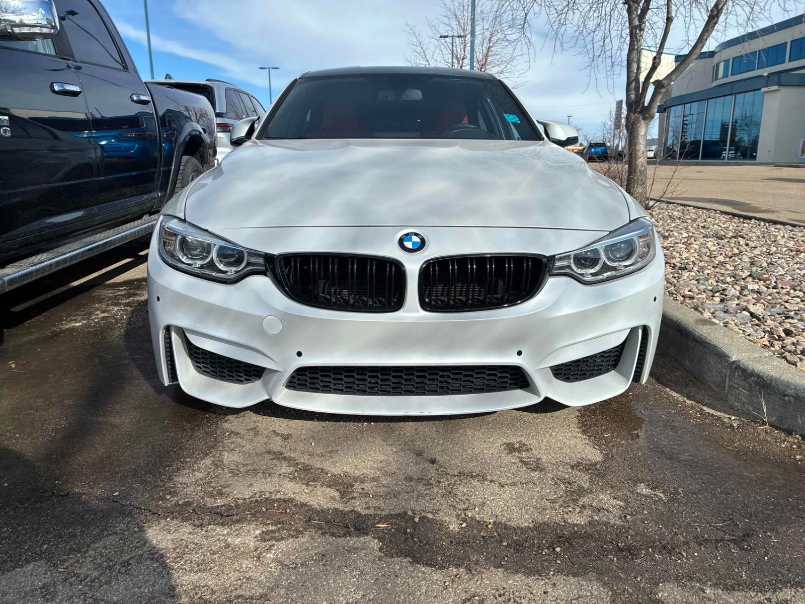 BMW M3 DCT* HARMAN* HEADUP* ПОДГРЕВ* КАМЕРИ* CARBON, снимка 6 - Автомобили и джипове - 54558022