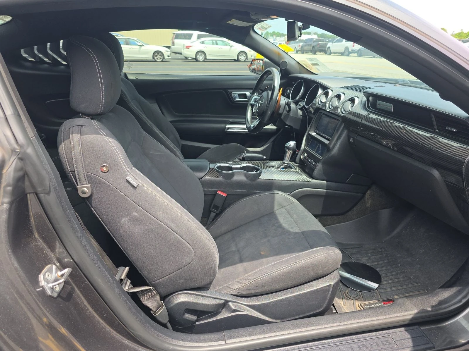 Ford Mustang, снимка 11 - Автомобили и джипове - 54596543