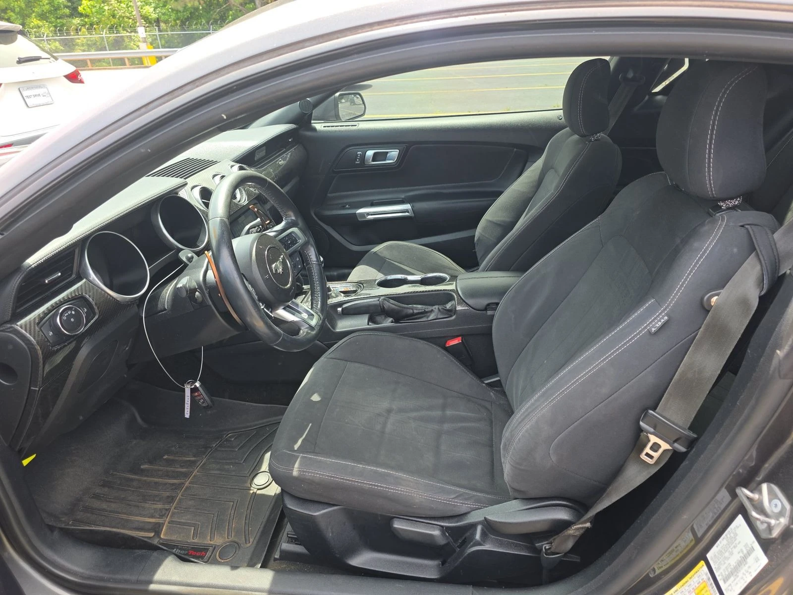 Ford Mustang, снимка 10 - Автомобили и джипове - 54596543