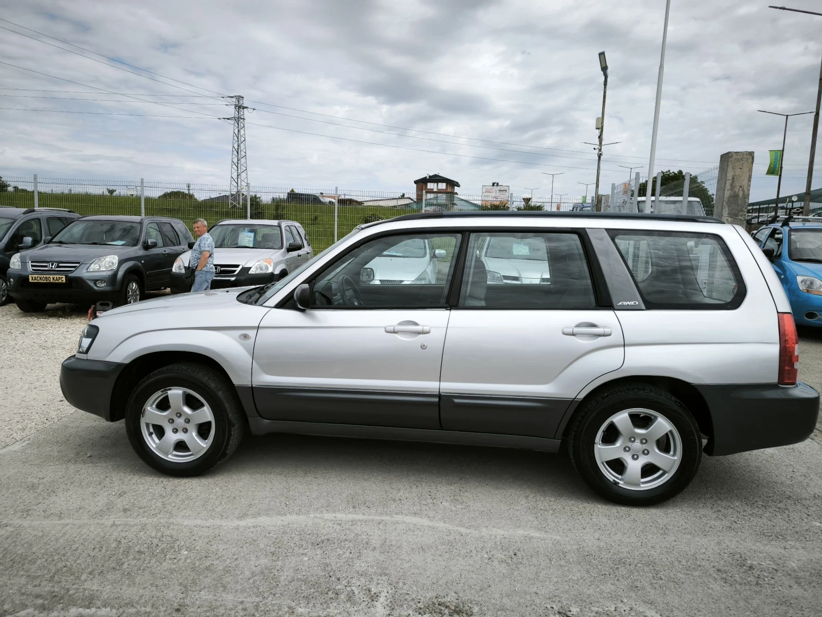 Subaru Forester 2.0i automatic , снимка 6 - Автомобили и джипове - 54605757