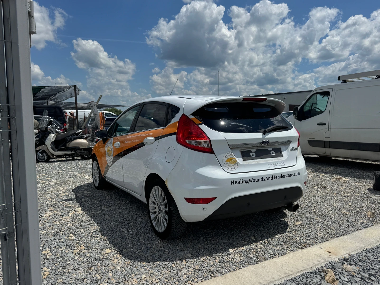 Ford Fiesta 1.6TDCI KLIMATIK, снимка 7 - Автомобили и джипове - 54668265