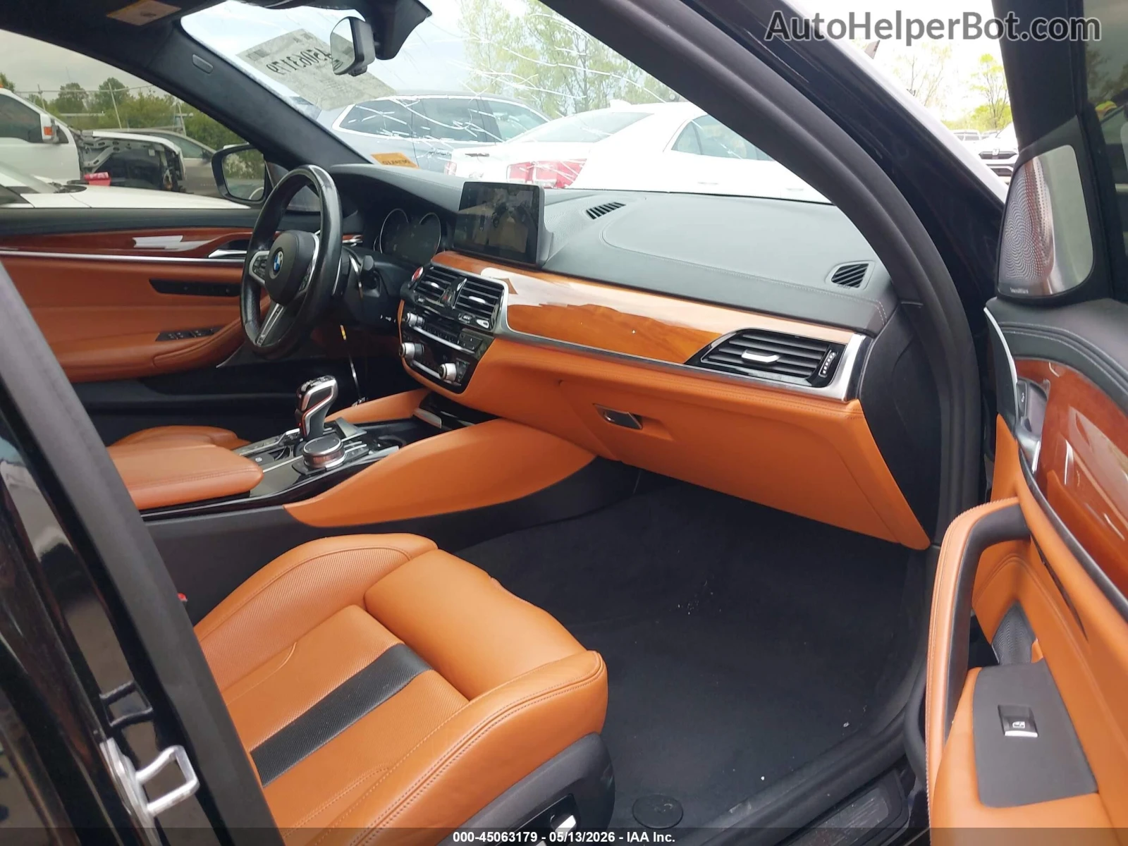 BMW M5 Bowers Wilkins* 2ключа, снимка 7 - Автомобили и джипове - 54792000