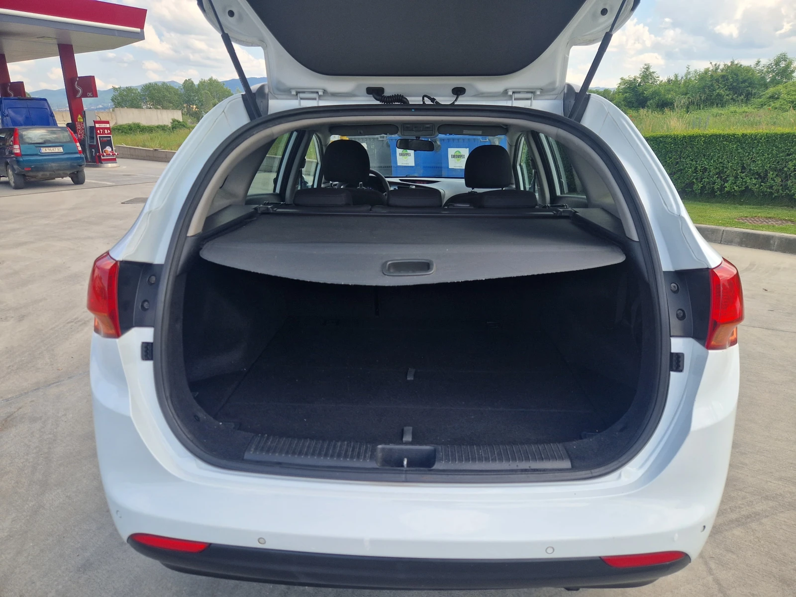 Kia Ceed 1.6/110кс/ЕU5, снимка 15 - Автомобили и джипове - 54804383