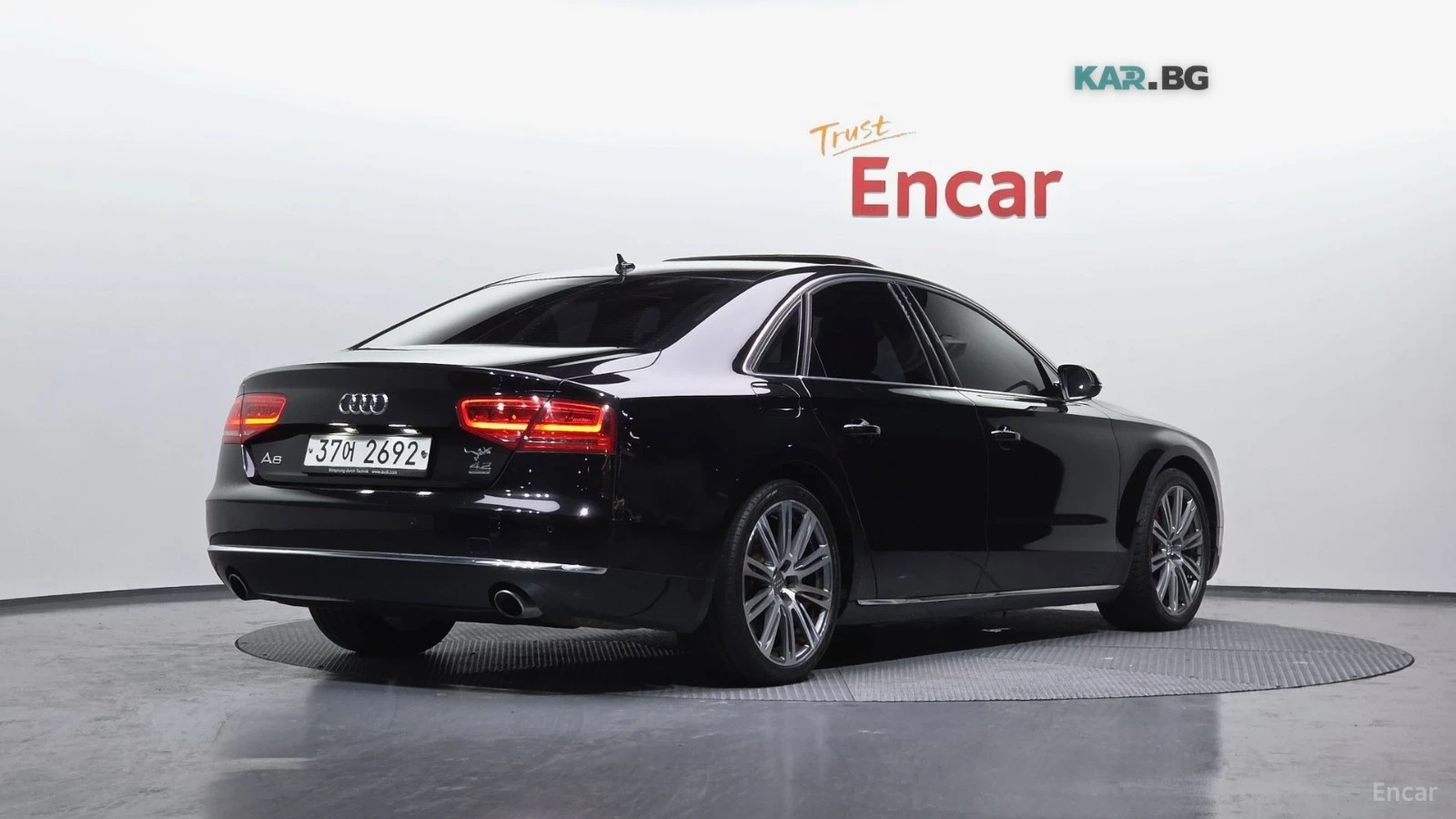 Audi A8 4.2 FSI* QUATRRO* PANO* КОЖА* ПОДГРЕВ* ОБДУХВ* НАВ, снимка 2 - Автомобили и джипове - 54896277