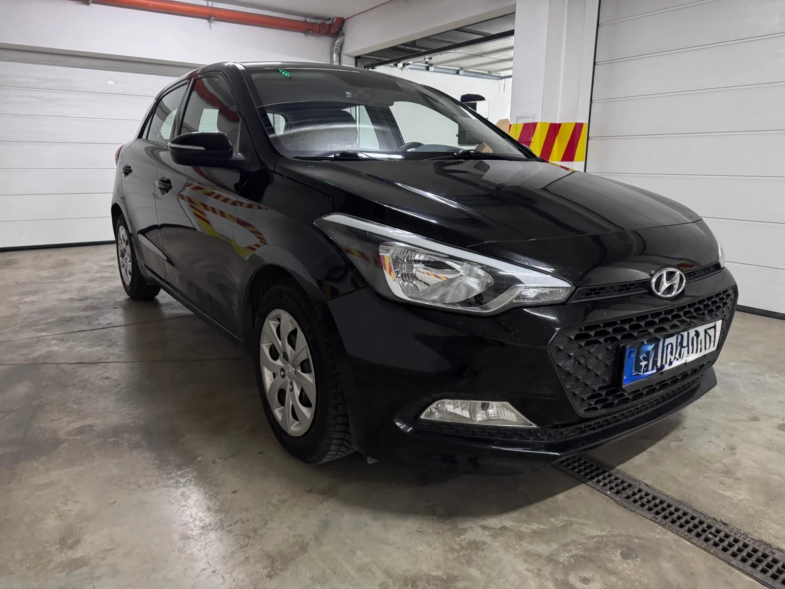 Hyundai I20, снимка 2 - Автомобили и джипове - 54915524