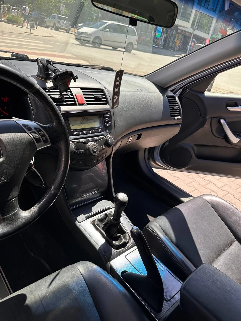 Honda Accord 2.2 i-CTDi, снимка 6 - Автомобили и джипове - 54930785