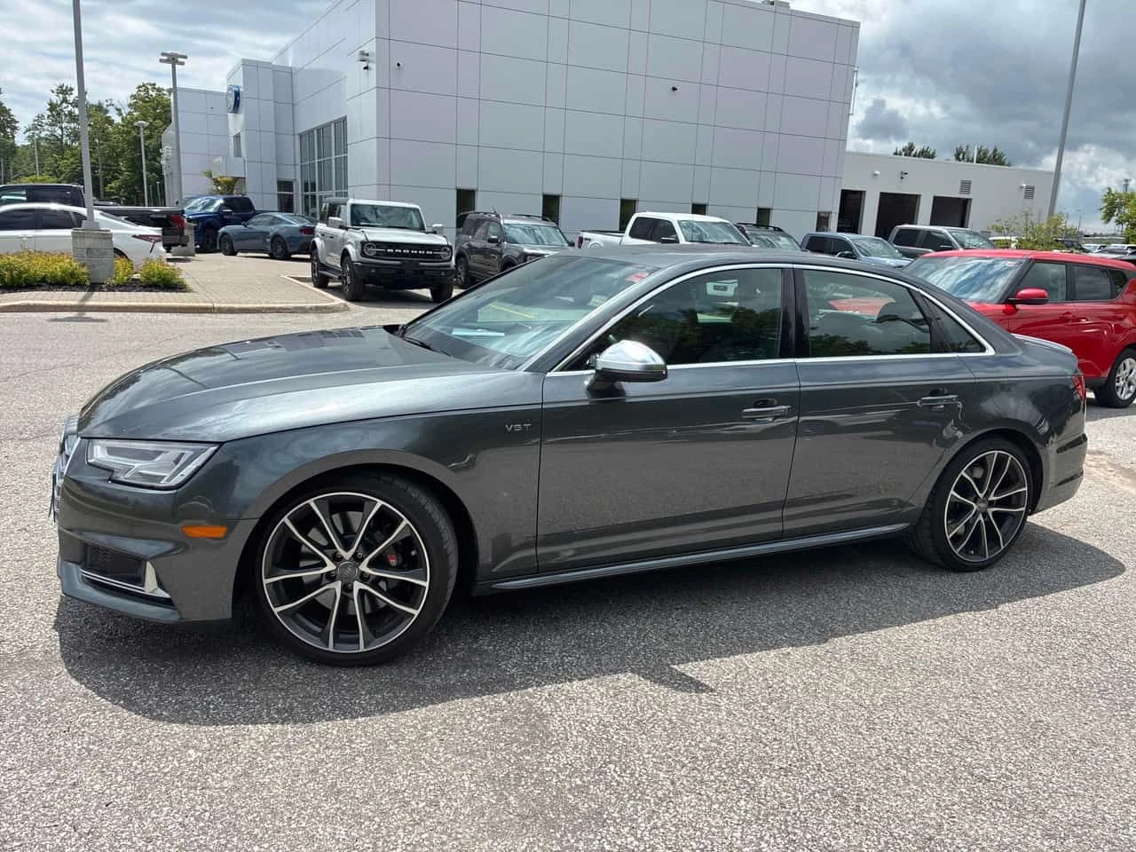 Audi S4 | Technik | DISTRONIC | 360 | B&O | CARFAX | , снимка 2 - Автомобили и джипове - 55070438