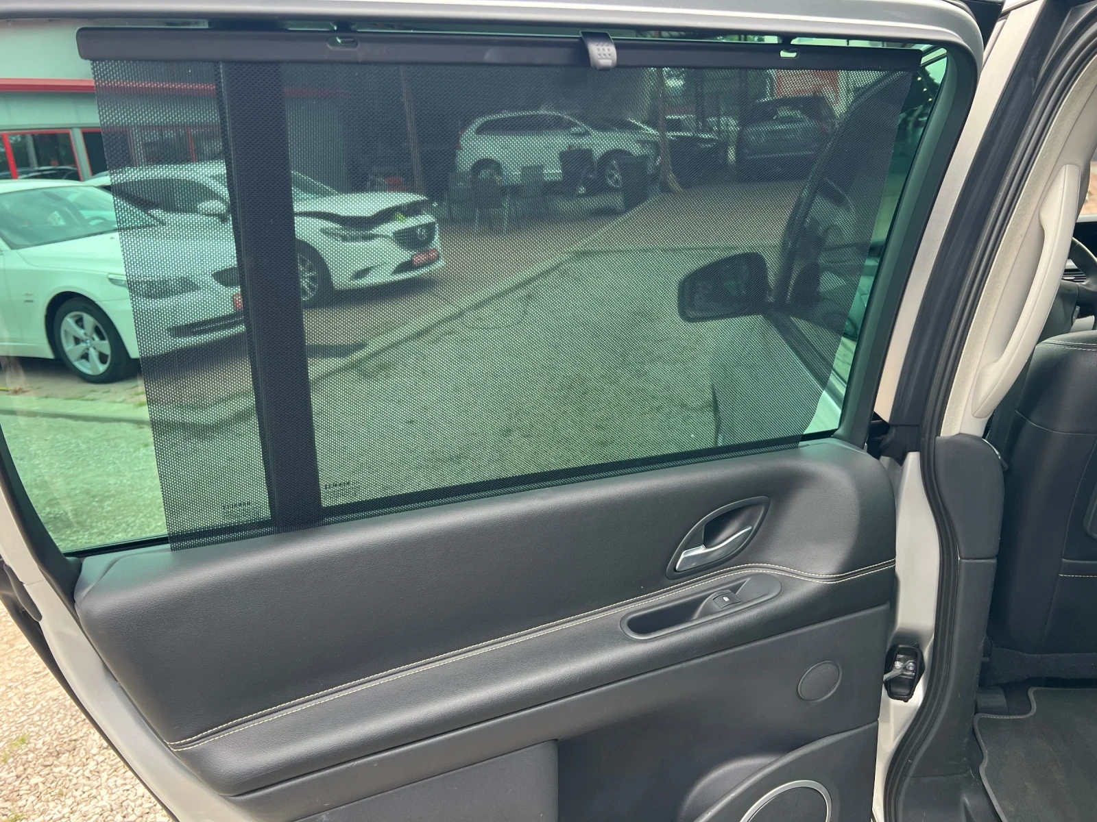 Renault Espace 2.0T* ШВЕЙЦАРИЯ* 7МЕСТА* , снимка 15 - Автомобили и джипове - 55208103