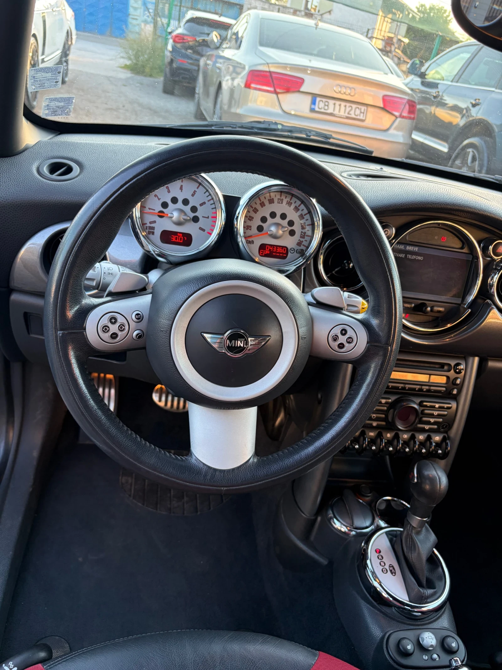 Mini Cooper s cabrio, снимка 9 - Автомобили и джипове - 55240535