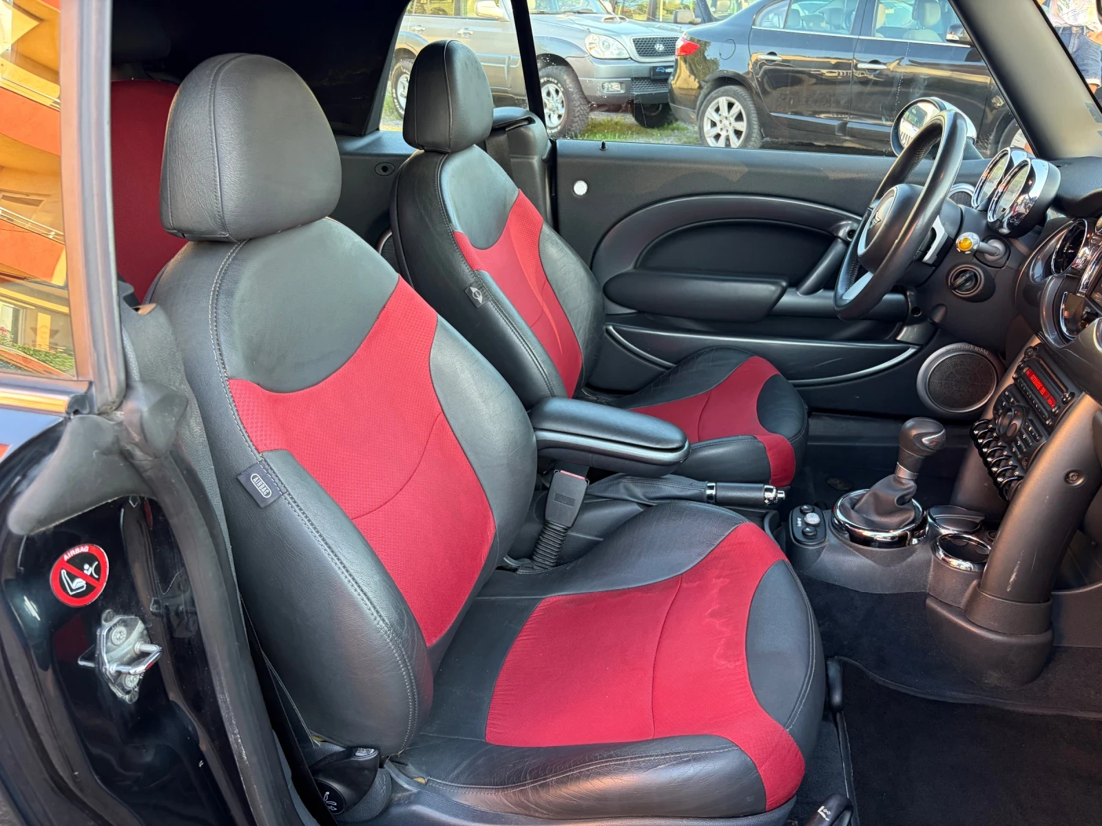 Mini Cooper s cabrio, снимка 12 - Автомобили и джипове - 55240535