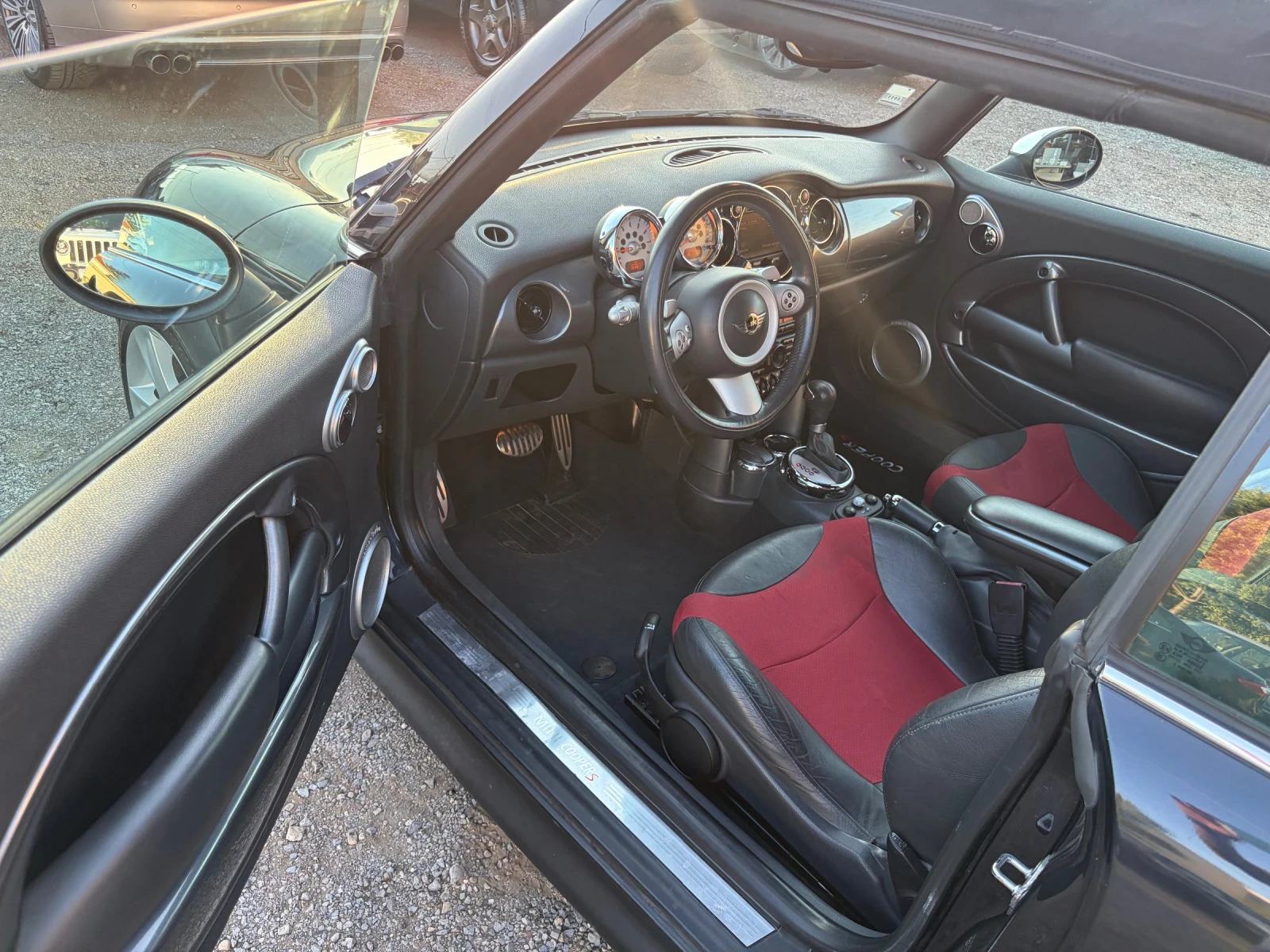 Mini Cooper s cabrio, снимка 8 - Автомобили и джипове - 55240535