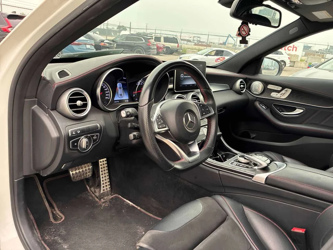 Mercedes-Benz C 43 AMG BURMESTER * CARFAX * ОПЦИЯ ЗА ФИНАНСИРАНЕ, снимка 5 - Автомобили и джипове - 55305914