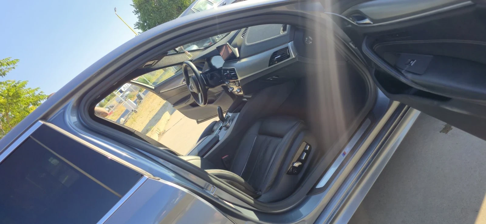 BMW 530E  iPerformance M Sport | ACC | 360  | Head-, снимка 10 - Автомобили и джипове - 55493493