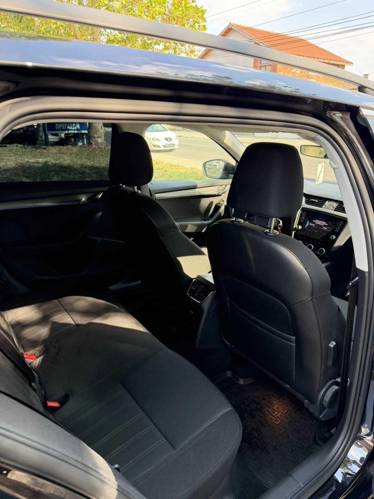 Skoda Octavia 4X4, снимка 11 - Автомобили и джипове - 55686906