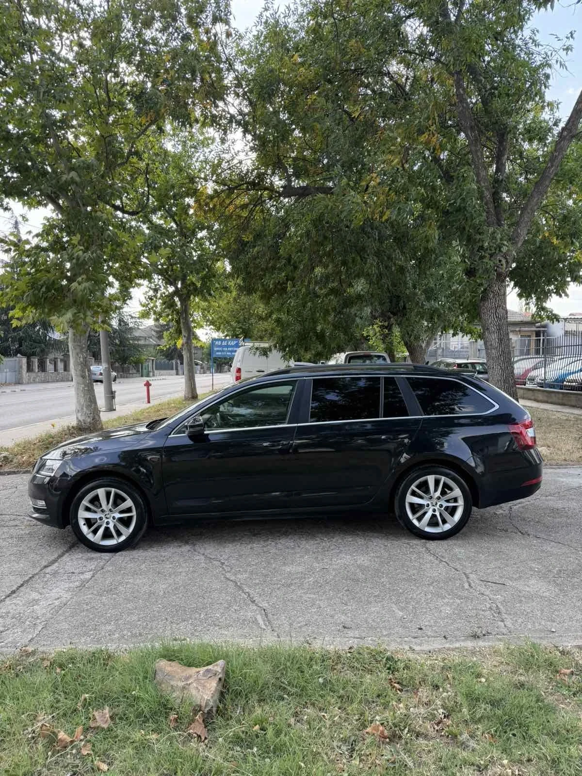 Skoda Octavia 4X4, снимка 9 - Автомобили и джипове - 55686906