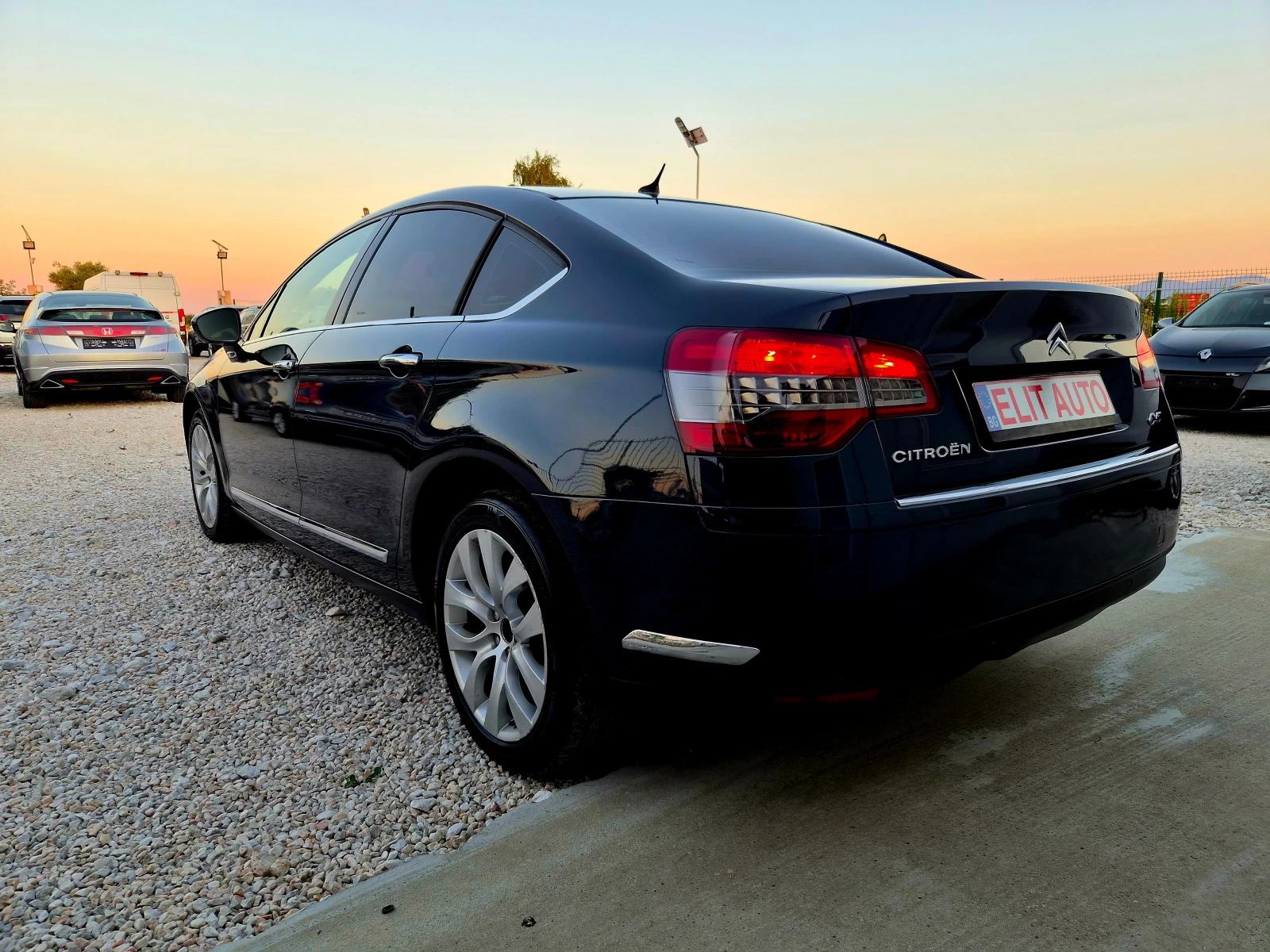 Citroen C5 2.0HDI 163ks.Facelift Navi, снимка 8 - Автомобили и джипове - 55768813