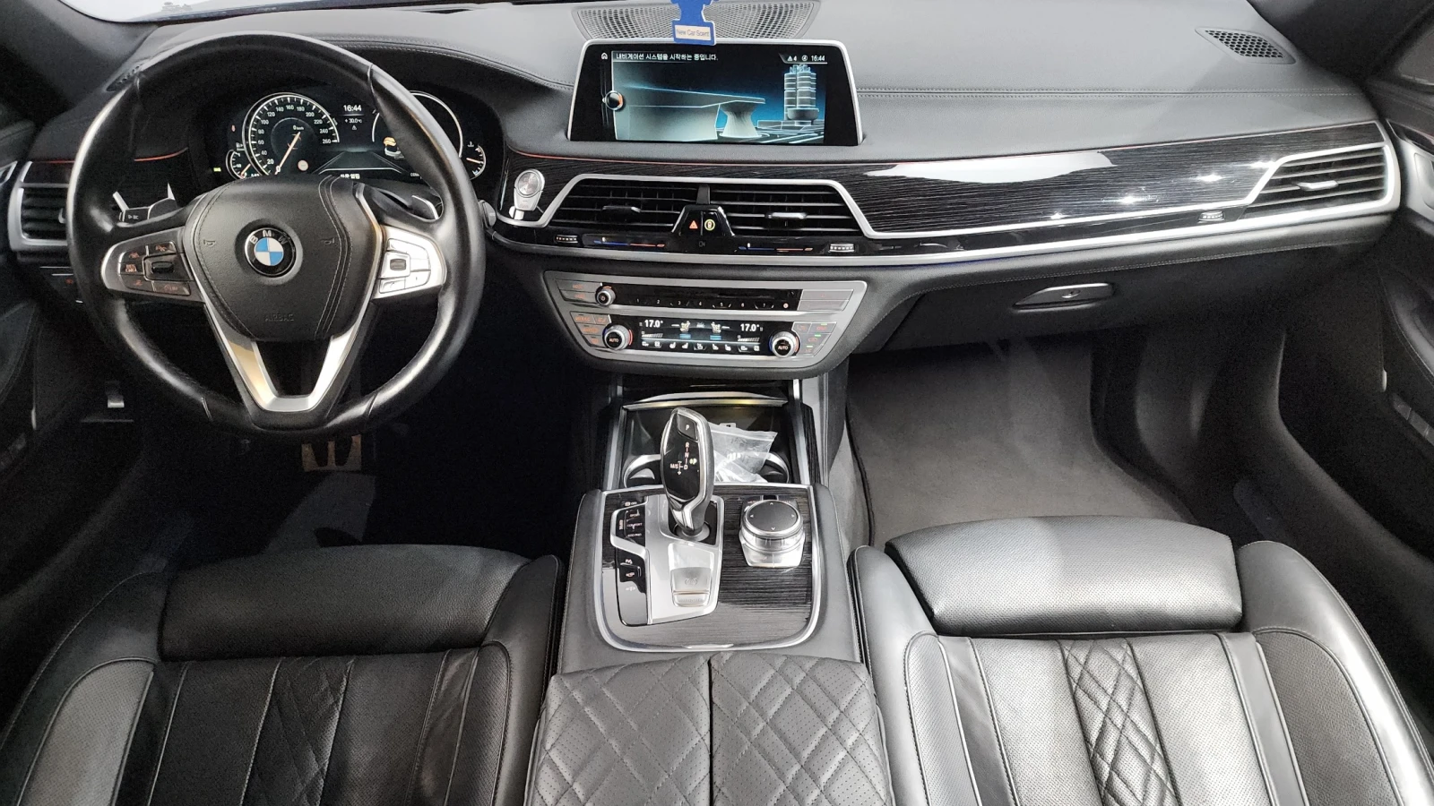 BMW 740 d xDrive M Sport | HUD | 360  | Soft Close | Венти, снимка 5 - Автомобили и джипове - 55874931
