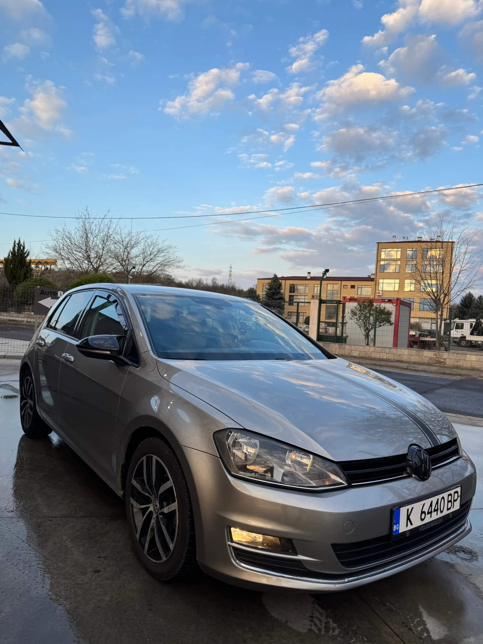 VW Golf, снимка 2 - Автомобили и джипове - 55971730