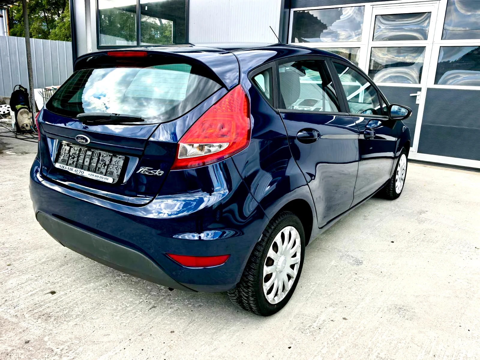 Ford Fiesta 1.4hdi-KLIMA, снимка 7 - Автомобили и джипове - 56215603
