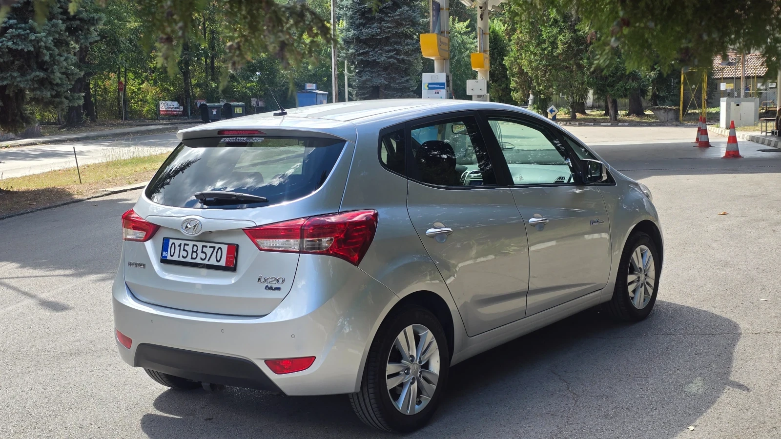Hyundai Ix20 1.6i ШВЕЙЦАРИЯ , снимка 5 - Автомобили и джипове - 56334557