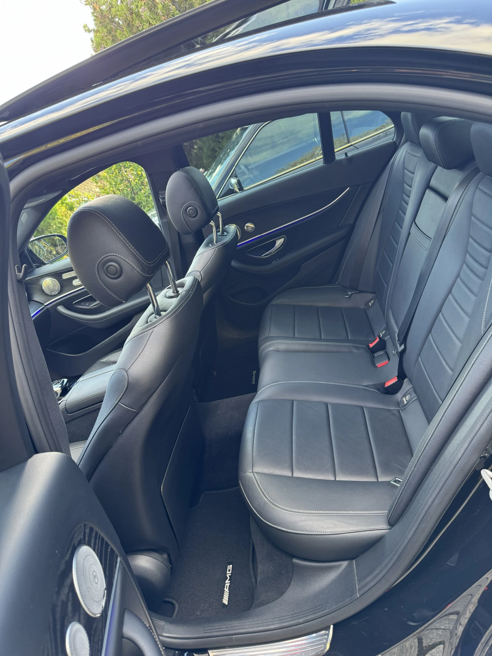Mercedes-Benz E 400, снимка 13 - Автомобили и джипове - 56547562