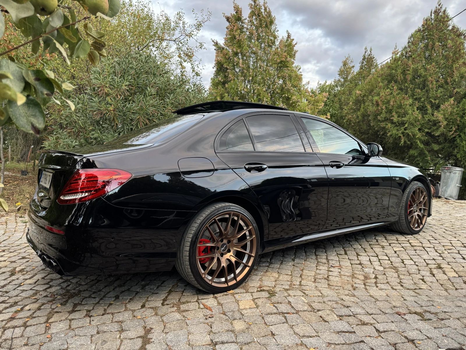 Mercedes-Benz E 400, снимка 4 - Автомобили и джипове - 56547562