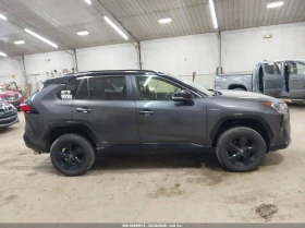 Toyota Rav4 Hybrid XSE, снимка 11