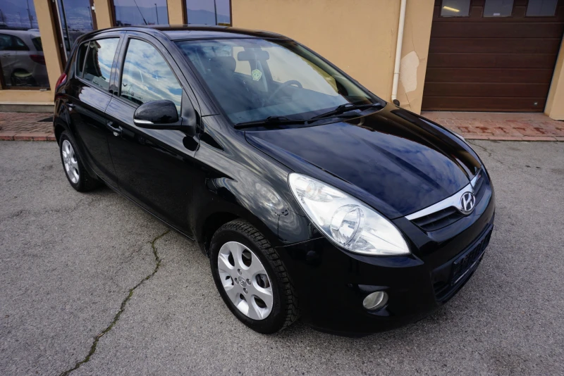 Hyundai I20 1.2i SOUND EDITION, снимка 2 - Автомобили и джипове - 29473356