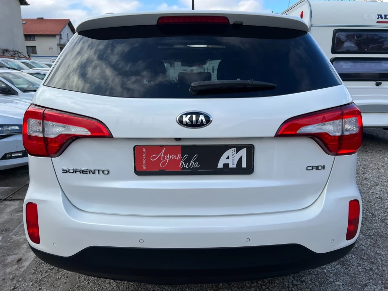 Kia Sorento 2.2CRDi AWD/ПАНОРАМА/НАВИ/RVM/КОЖА/ОБДУХВАНЕ/ПЕРЛА, снимка 4 - Автомобили и джипове - 52772277