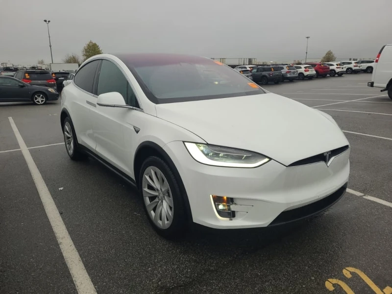 Tesla Model X * LONG RANGE PLUS * CARFAX * БЕЗ ПЪРВОНАЧАЛНА ВНОС, снимка 2 - Автомобили и джипове - 52802180