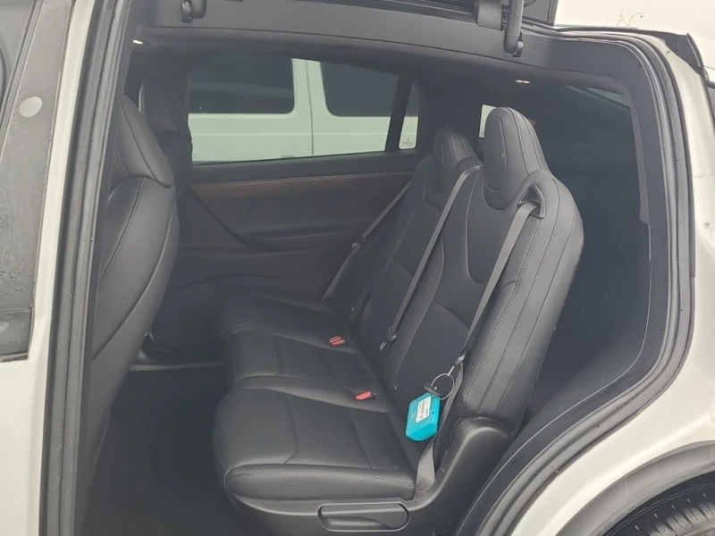 Tesla Model X * LONG RANGE PLUS * CARFAX * БЕЗ ПЪРВОНАЧАЛНА ВНОС, снимка 13 - Автомобили и джипове - 52802180