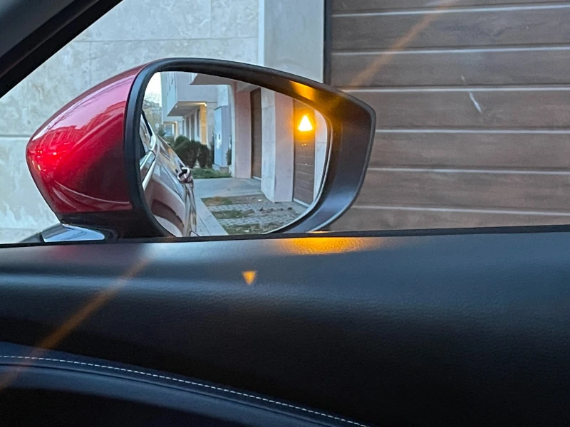 Mazda CX-30 2.0 Skyactiv-X AWD/4x4 GT Plus, снимка 16 - Автомобили и джипове - 52887314