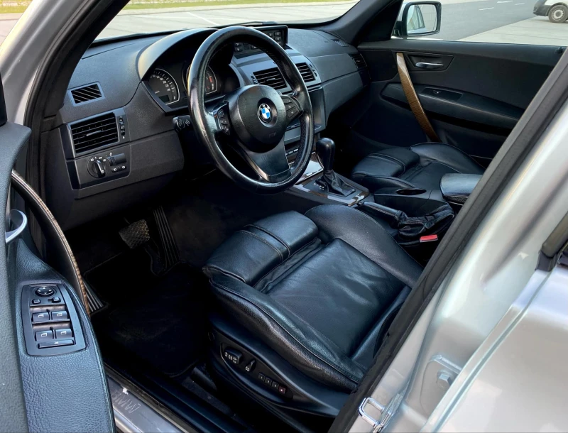 BMW X3 3.0D xDrive, АВТОМАТ/ПАНОРАМА/СПОРТ ПАКЕТ, снимка 10 - Автомобили и джипове - 53193398