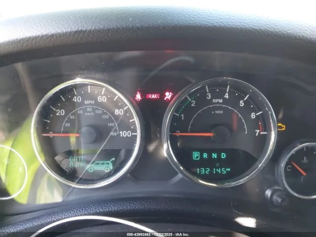 Jeep Wrangler UNLIMITED SAHARA 4X4, снимка 11 - Автомобили и джипове - 53145042