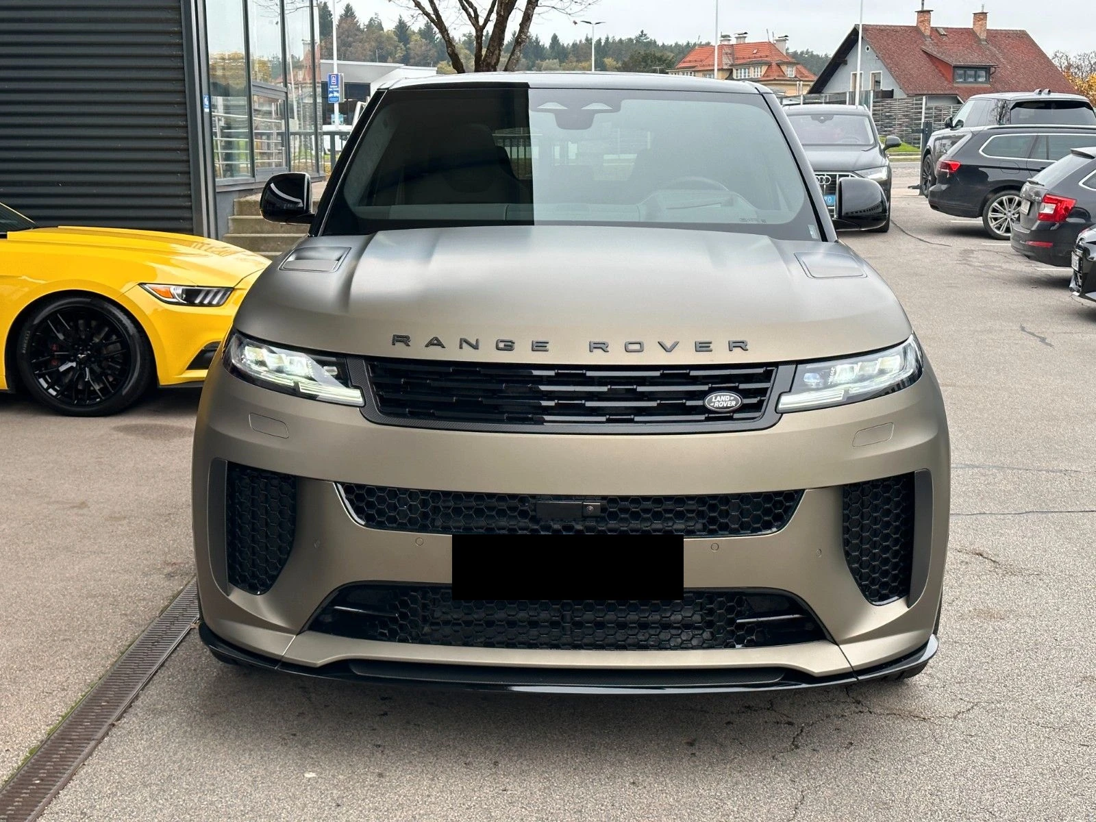 Land Rover Range Rover Sport P635 SV EDITION ONE/CARBON/MERIDIAN/PANO/HEAD UP/ - изображение 2