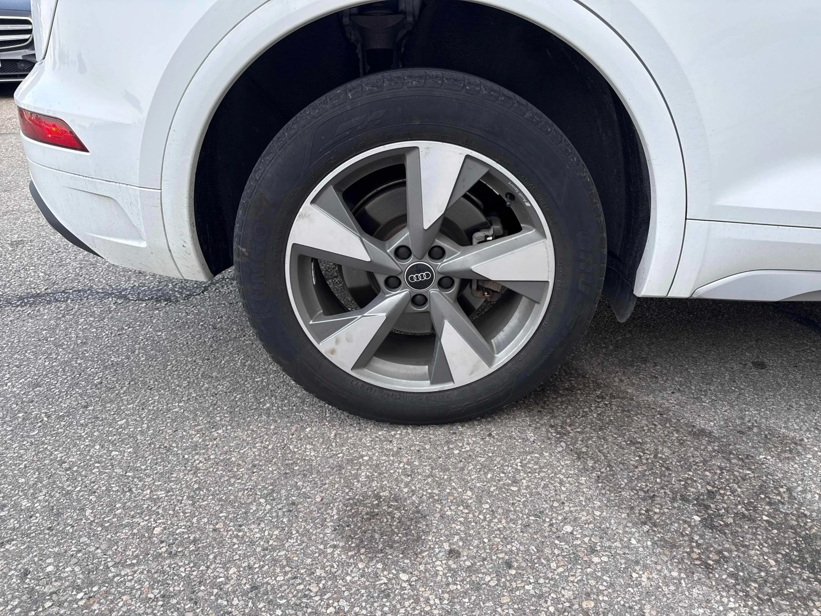 Audi Q5 * Komfort* * АВТОКРЕДИТ* * ЦЕНА ДО БЪЛГАРИЯ*  - изображение 6