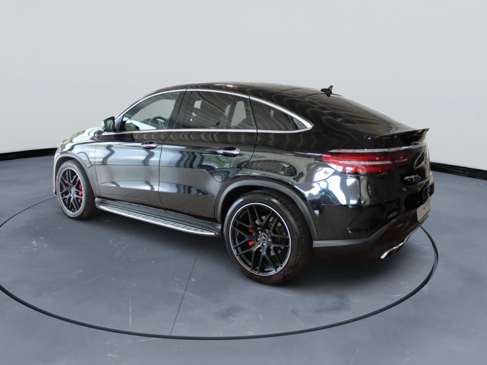 Mercedes-Benz GLE 63 S AMG * PANO* Подгрев* Обдух*  - изображение 3