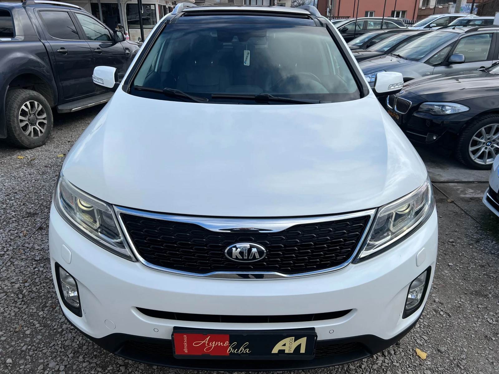 Kia Sorento 2.2CRDi AWD/ПАНОРАМА/НАВИ/RVM/КОЖА/ОБДУХВАНЕ/ПЕРЛА - изображение 8
