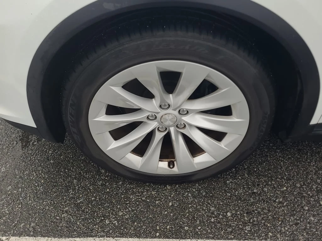 Tesla Model X * LONG RANGE PLUS * CARFAX * БЕЗ ПЪРВОНАЧАЛНА ВНОС - изображение 6